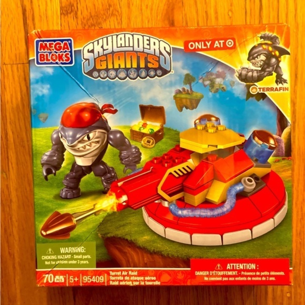 Mega Bloks Skylanders Giants Turret Air Raid with Terrafin (95409)